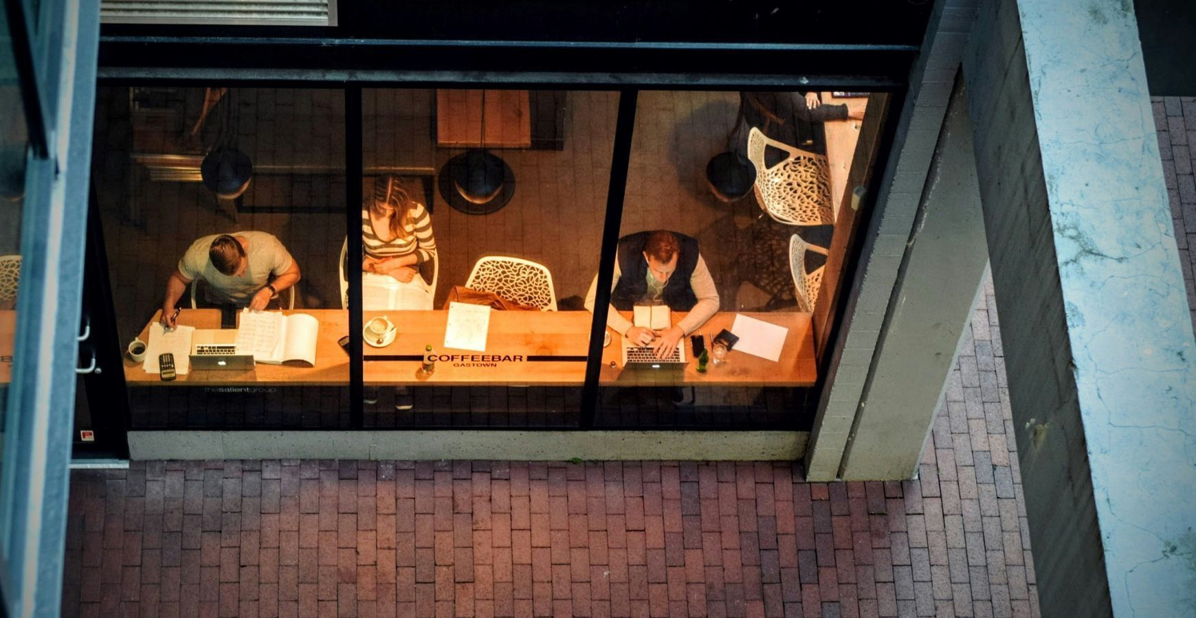 5 Inspiring Examples of Leaders Using Stories to Drive Success